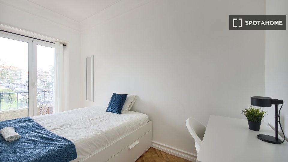 Double room Lisbon, 9 beds — photo 20