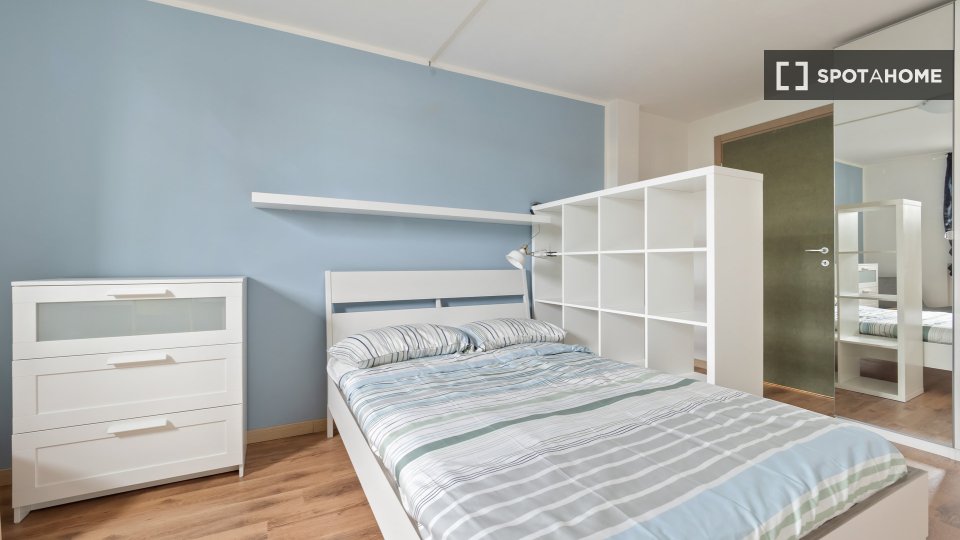 Double room Milan, 5 beds, 131m² — photo 1