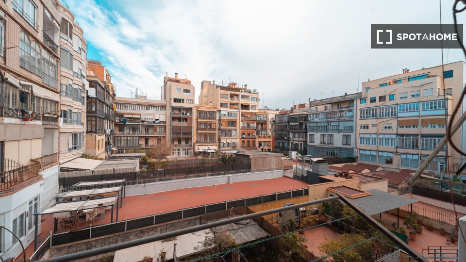 Double room Barcelona, 7 beds, 200m² — photo 11