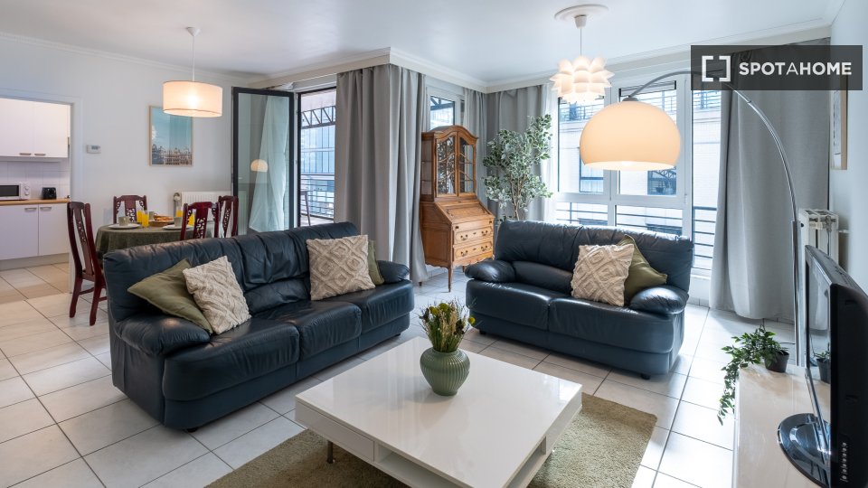 Apartment Brussels, 2 beds, 90m² — photo 1
