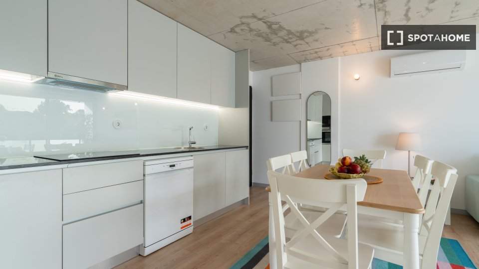 Apartment Porto, 2 beds, 80m² — photo 3