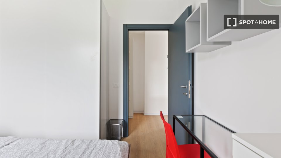 Double room Milan, 7 beds, 165m² — photo 17