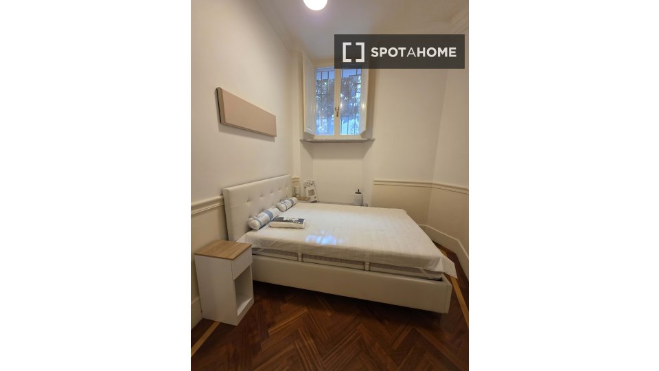 Double room Rome, 4 beds, 102m² — photo 1