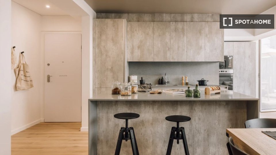 Apartment Lisbon, 2 beds — photo 9