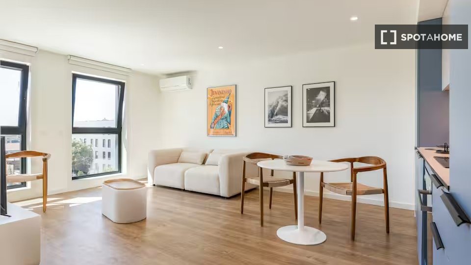 Apartment Porto, 1 bed — photo 1
