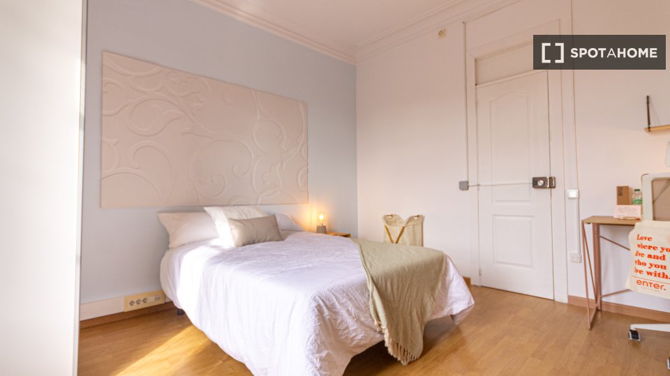Double room Barcelona, 6 beds — photo 6