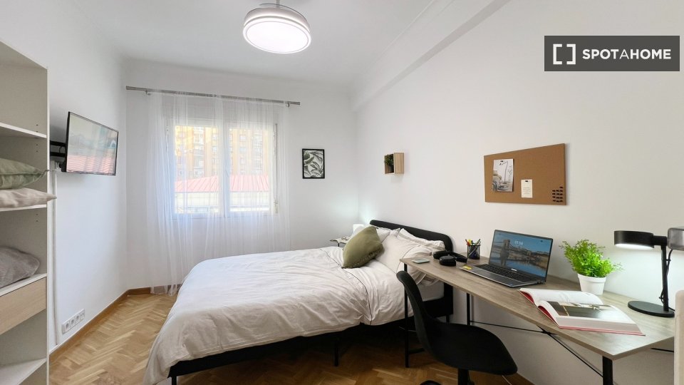 Double room Madrid, 7 beds — photo 2