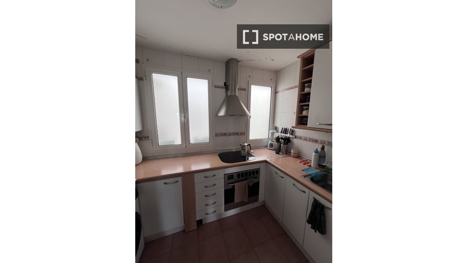 Double room Madrid, 1 bed, 110m² — photo 3