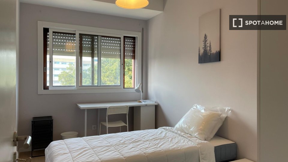 Double room Porto, 4 beds — photo 1