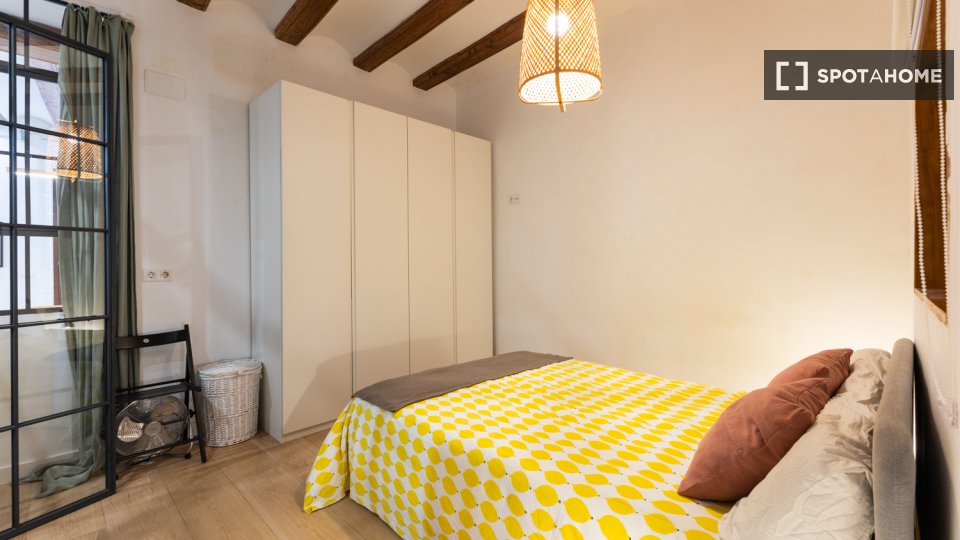 Apartment Valencia, 2 beds, 90m² — photo 15