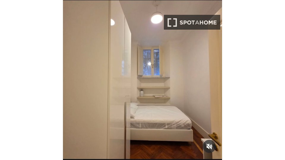 Double room Rome, 4 beds, 102m² — photo 10