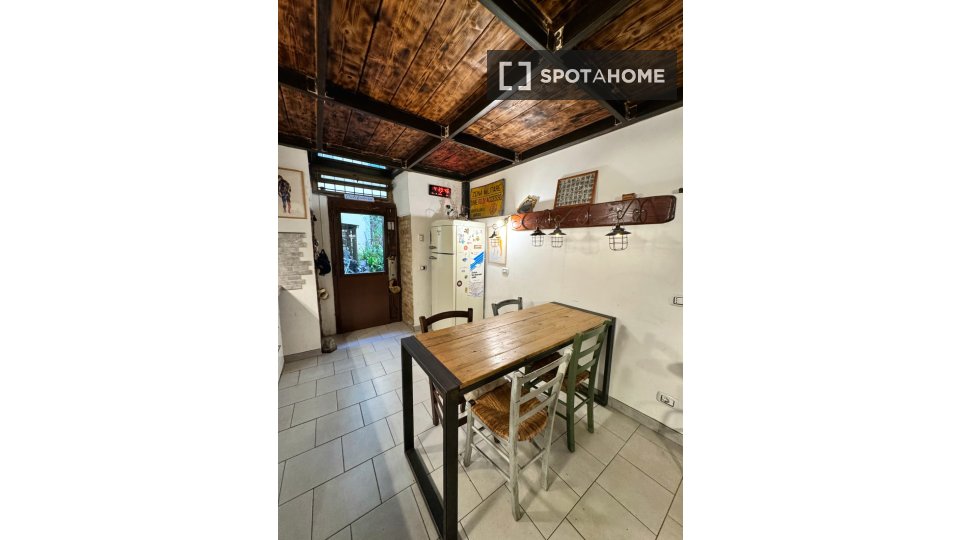 Apartment Rome, 2 beds, 60m² — photo 18