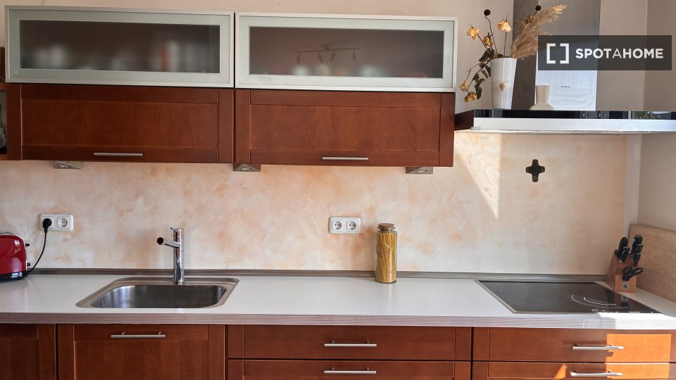 Apartment Munich, 2 beds, 74m² — photo 10