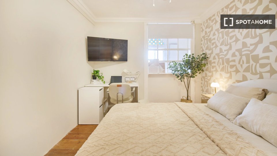 Double room Lisbon, 7 beds — photo 11