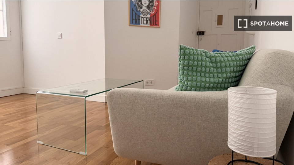 Apartment mono Madrid, 35m² — photo 1
