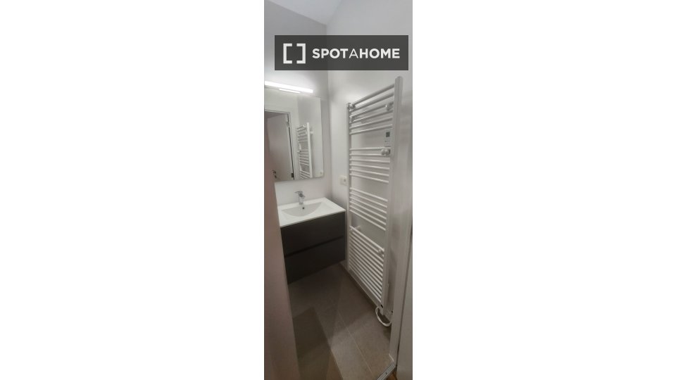 Double room Brussels, 3 beds — photo 3
