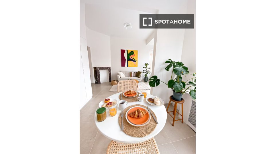 Apartment Brussels, 1 bed — photo 1