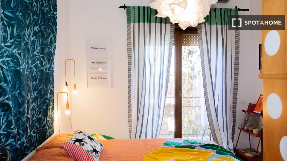 Double room Rome, 5 beds — photo 11