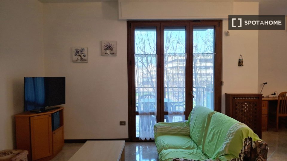 Appartamento in affitto a Gallaratese, Milano - en Milán
