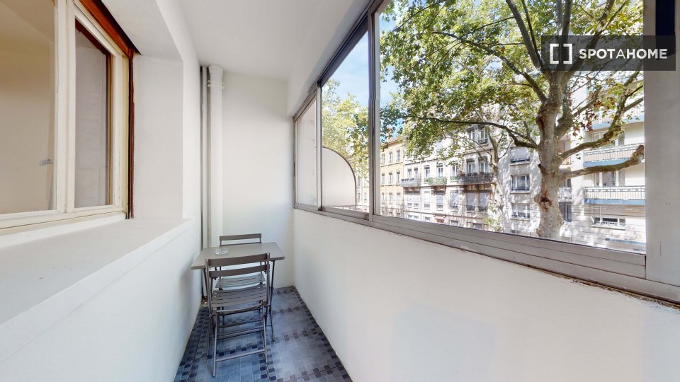 Double room Lyon, 15 beds — photo 18