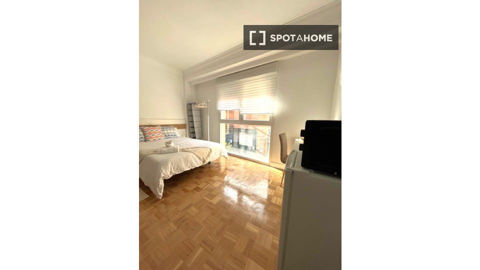 Chambre double Madrid, 8 chambres, 170m² — photo 14