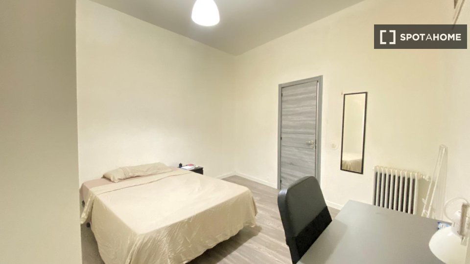 Double room Madrid, 10 beds — photo 19