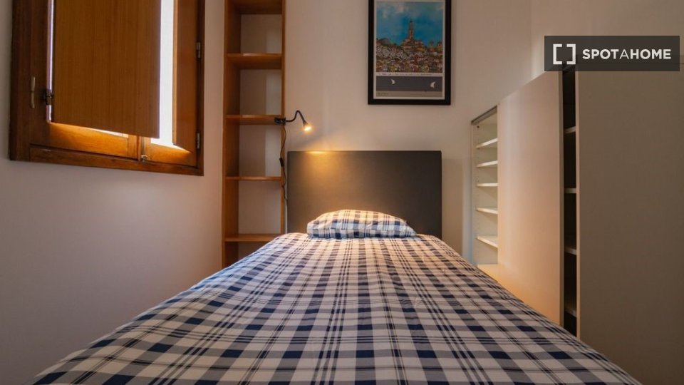 Double room Porto, 5 beds, 100m² — photo 7