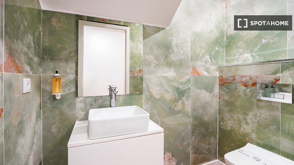 Apartment Porto, 2 beds, 175m² — photo 7