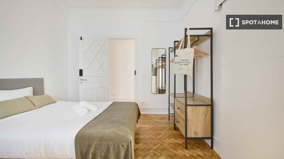 Double room Lisbon, 7 beds — photo 30