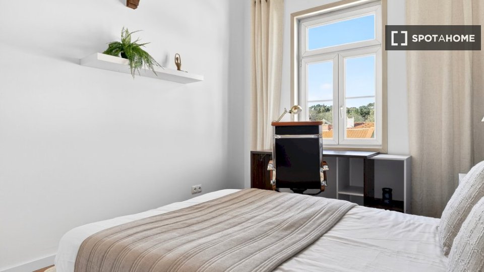 Double room Lisbon, 10 beds — photo 13
