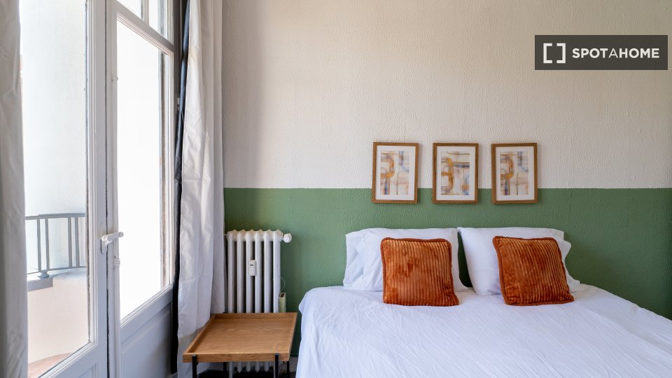 Double room Madrid, 7 beds — photo 2