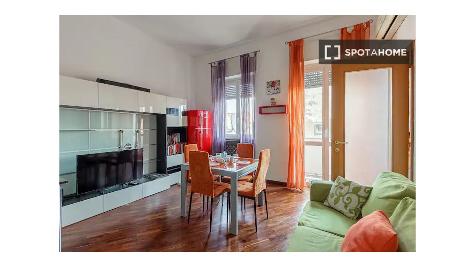 Apartment Milan, 1 bed, 55m² — photo 2