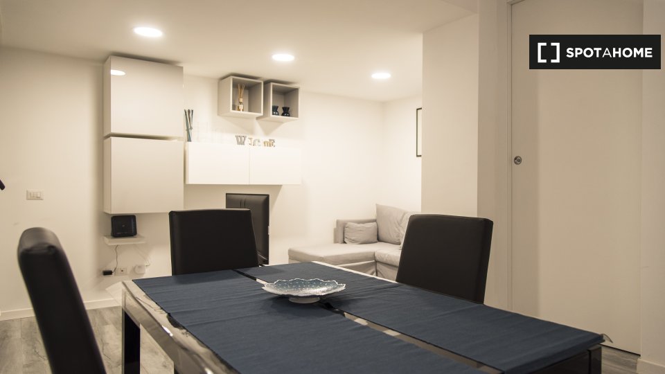 Apartment Milan, 1 bed, 55m² — photo 17