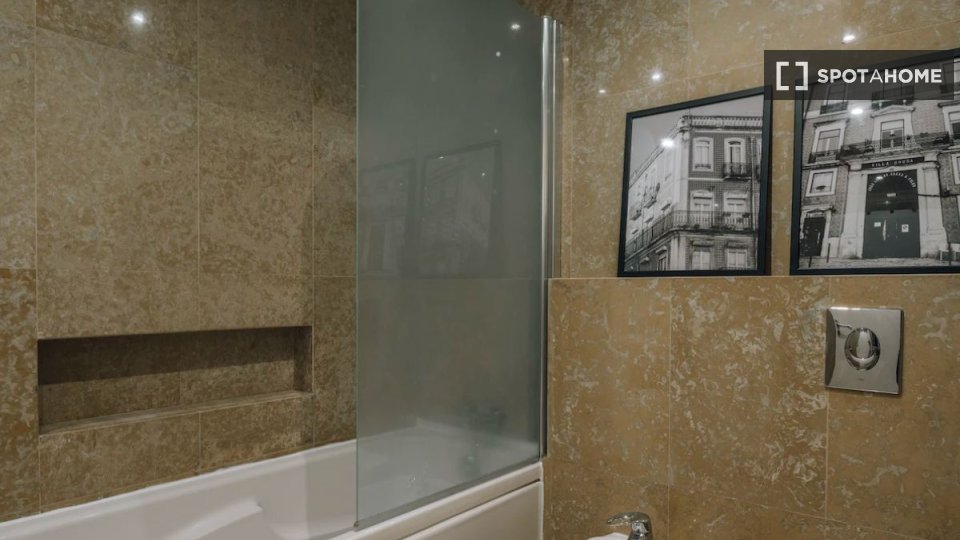 Apartment Lisbon, 3 beds — photo 3