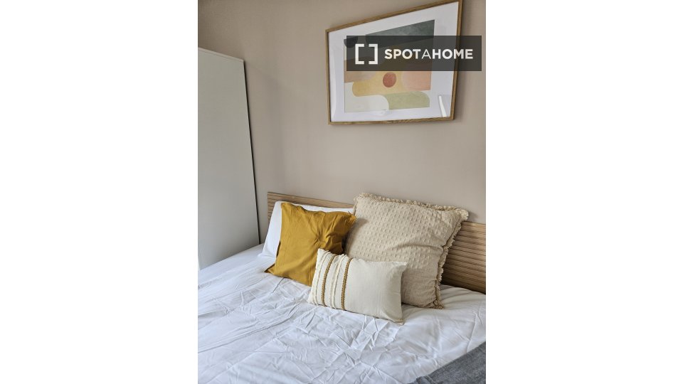 Double room Barcelona, 10 beds, 220m² — photo 6