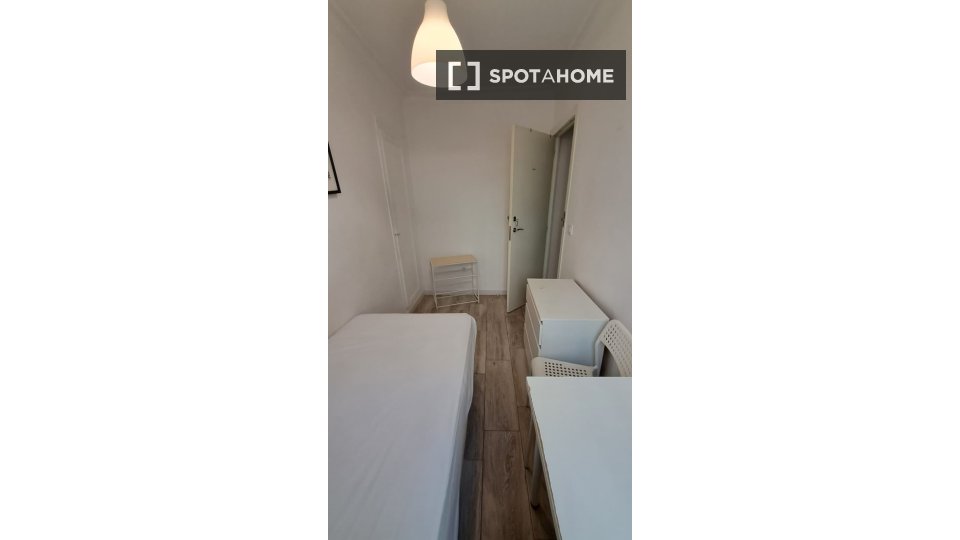 Se alquila habitación individual, apartamento de 5 dormitorios, L’Olivereta