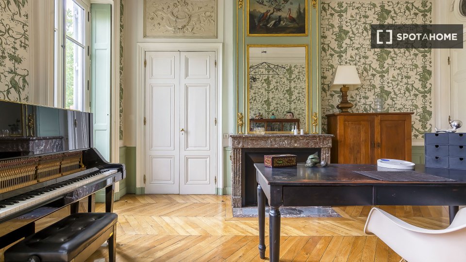 Apartment Lyon, 3 beds, 245m² — photo 3