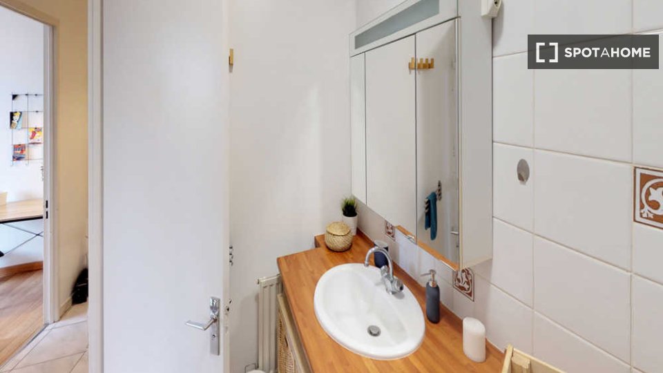 Double room Lille, 4 beds, 70m² — photo 3