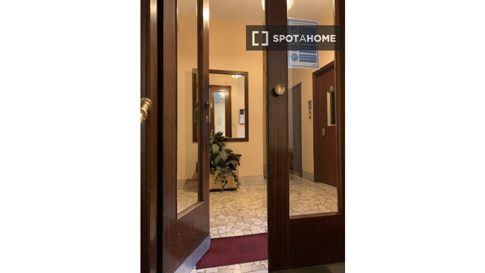 Double room Milan, 2 beds, 70m² — photo 14