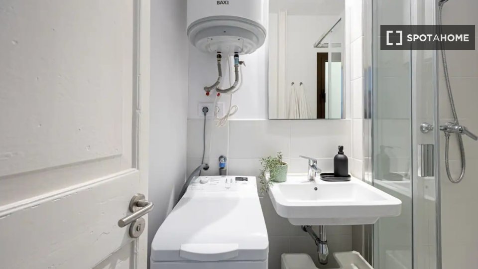 Apartment Barcelona, 1 bed — photo 1