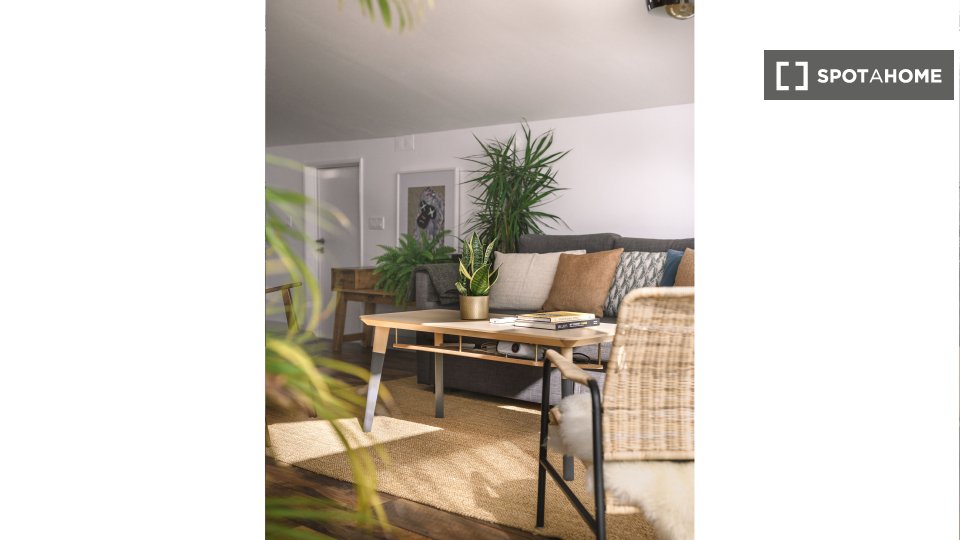 Apartment Lisbon, 1 bed, 80m² — photo 22