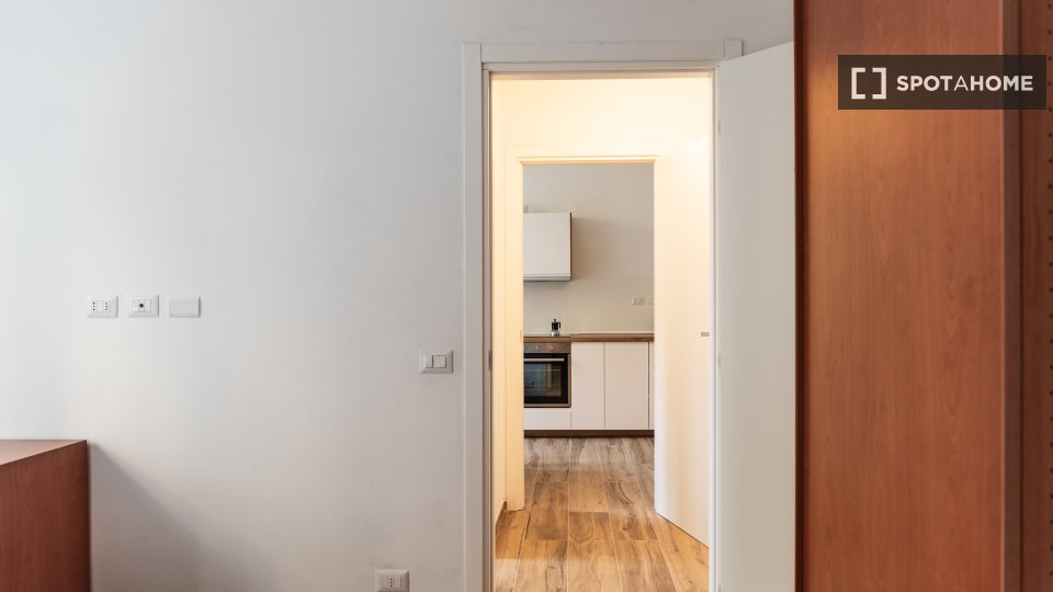 Apartment Milan, 1 bed — photo 8
