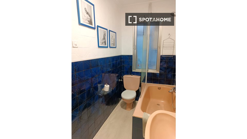 Double room Valladolid, 3 beds, 75m² — photo 14