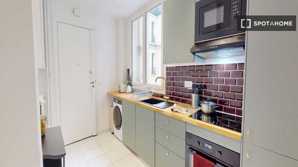 Double room Paris, 5 beds, 110m² — photo 7