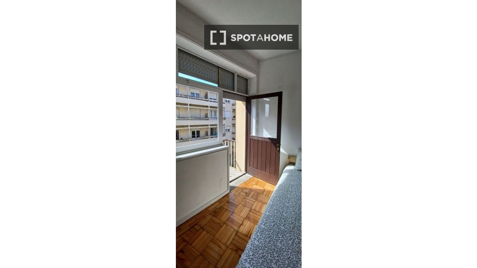 Double room Porto, 5 beds, 180m² — photo 5