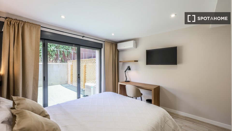 Apartment Madrid, 8 beds — photo 4