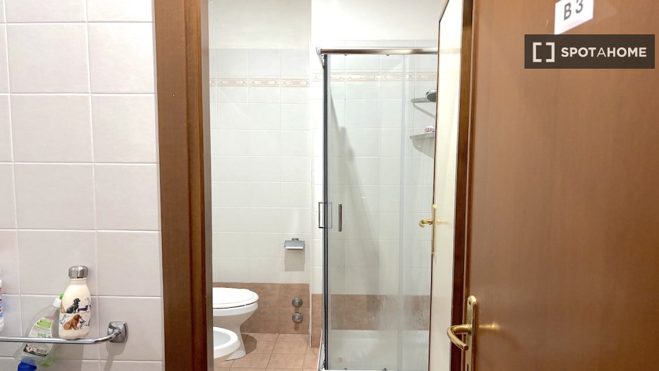 Double room Rome, 33 beds — photo 42
