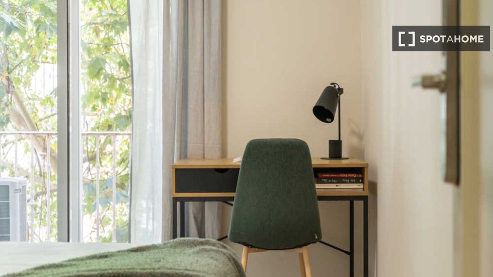 Double room Madrid, 7 beds — photo 48