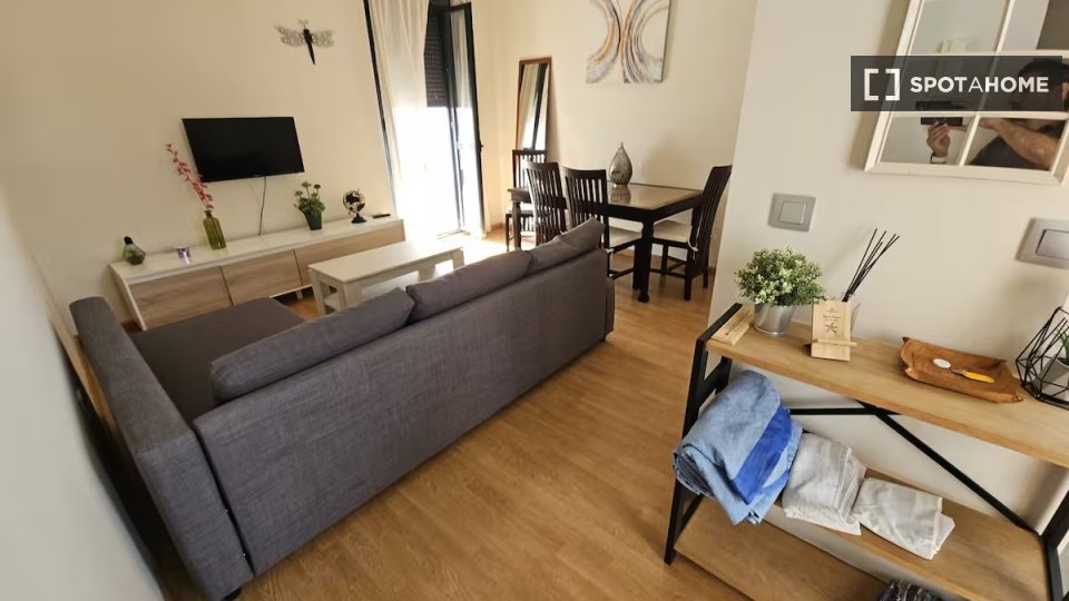 Apartment Seville, 2 beds — photo 3