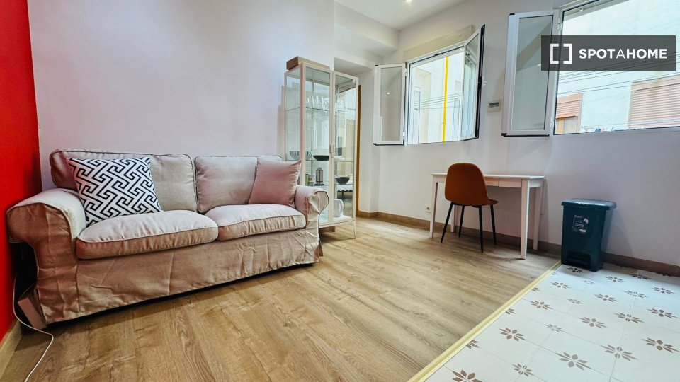 Apartment Madrid, 3 beds, 65m² — photo 26